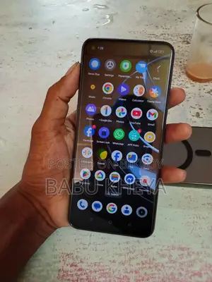 Realme (Used)