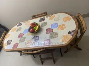 ডাইনিং টেবিল সেট বিক্রি করা হবে