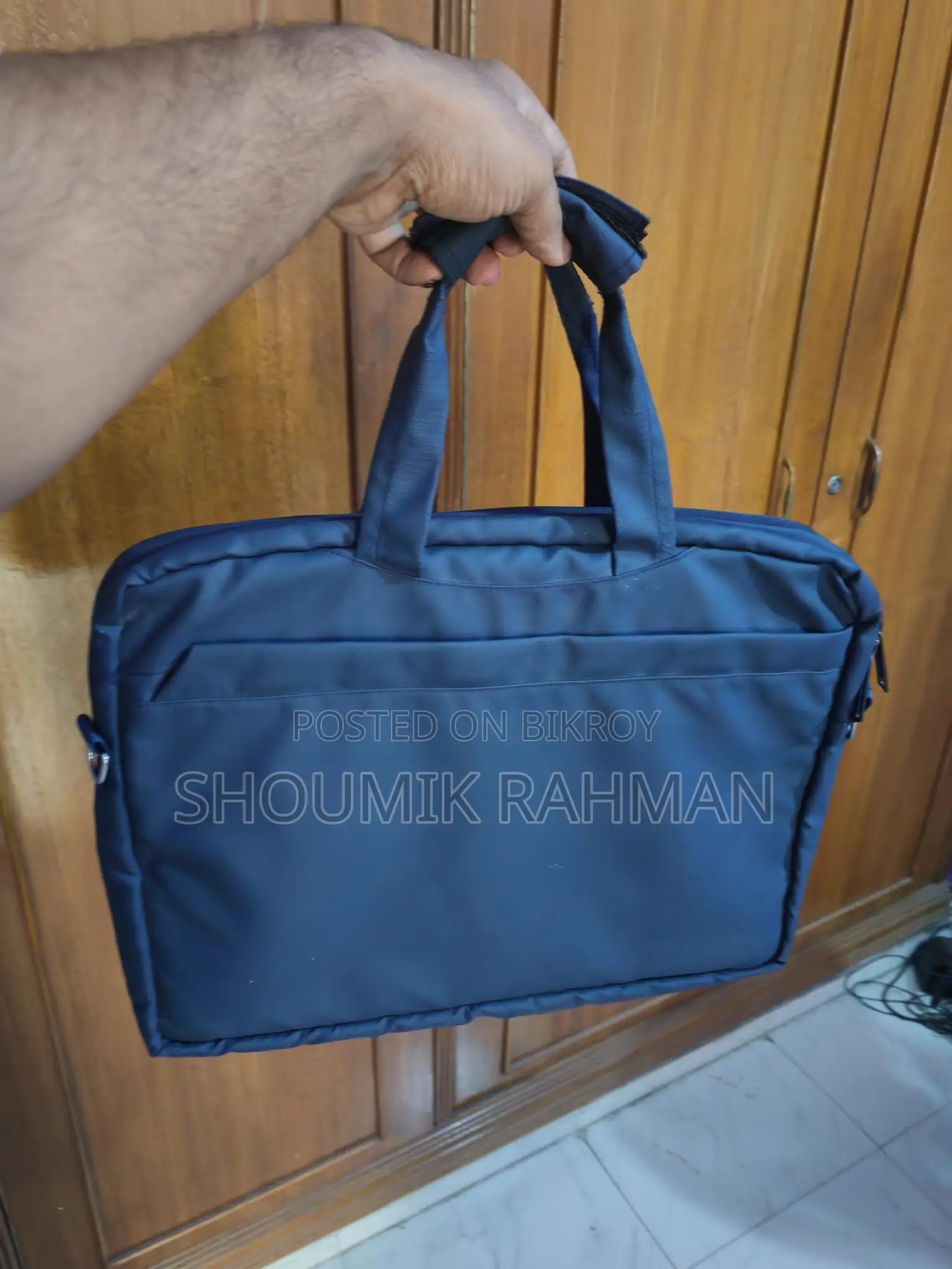 ল্যাপটপ ব্যাগ বিক্রি