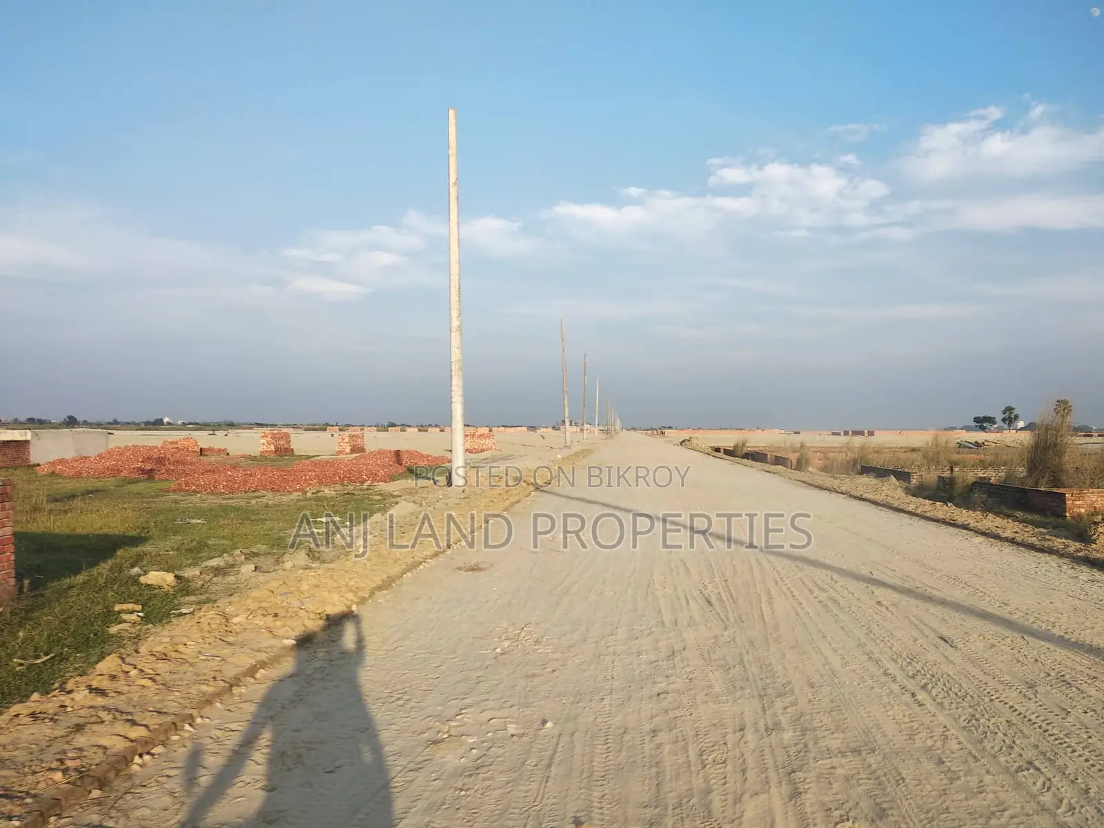 N-Block 9200 Serial 4+4=8 Katha Plot for Sale Near Stadium