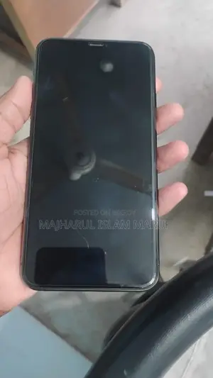 Apple iPhone 11 (Used)