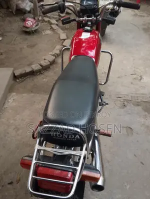 Honda 1999 Red