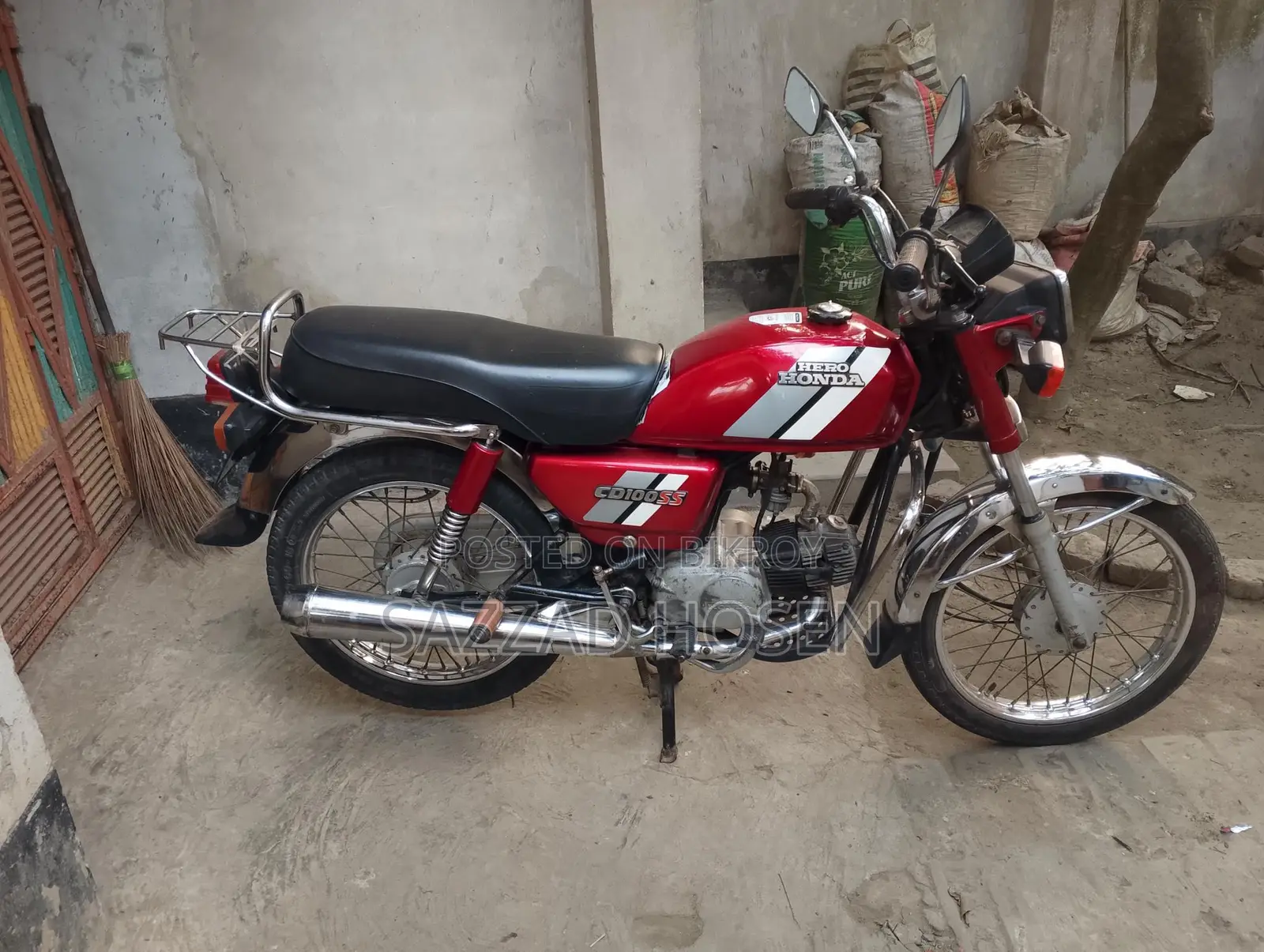 Honda 1999 Red
