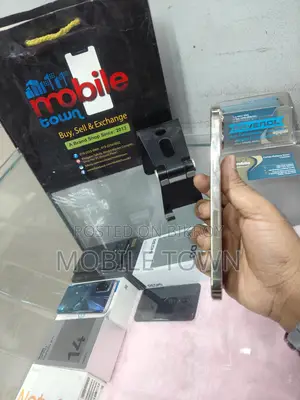 অ্যাপল আইফোন ১২ প্রো ম্যাক্স ২৫৬ (ব্যবহৃত)