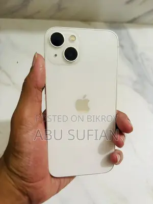 Apple iPhone 13 (Used)