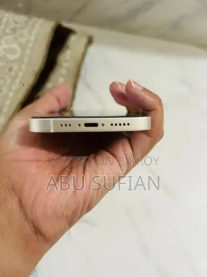 Apple iPhone 13 (Used)