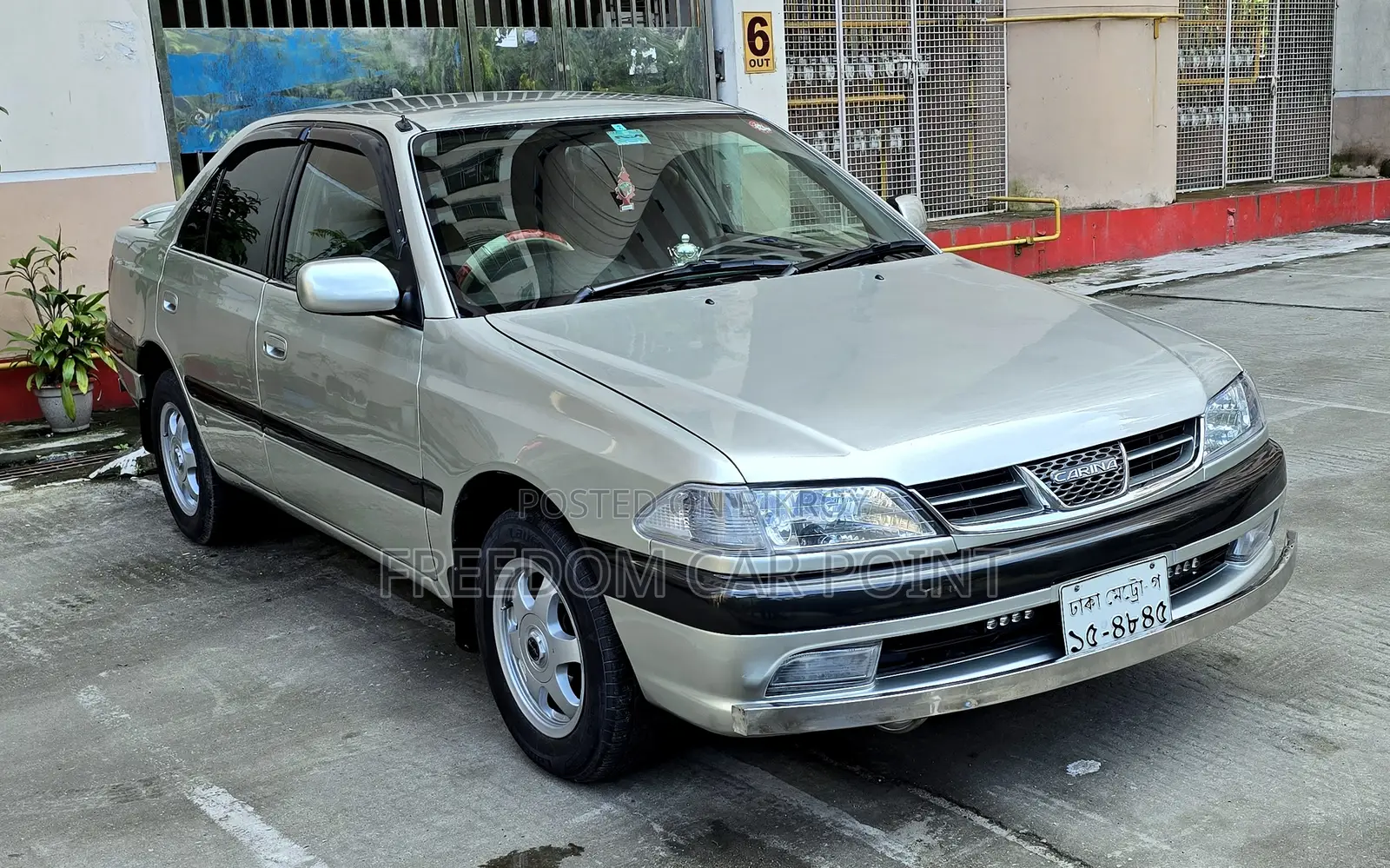 Toyota Carina Ti-1500 CC, All Auto 1998
