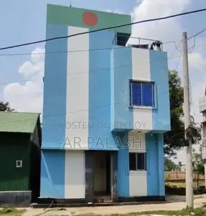 2-Bedroom House in Keraniganj for sale
