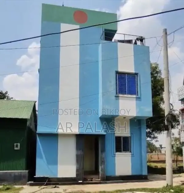 2 Bedroom House in Keraniganj for Sale
