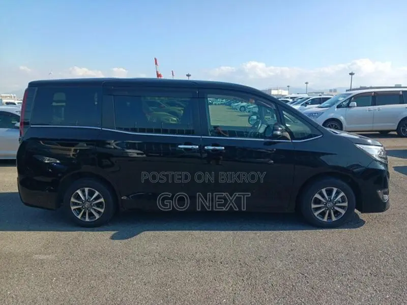 Toyota Esquire GI Premium 2020