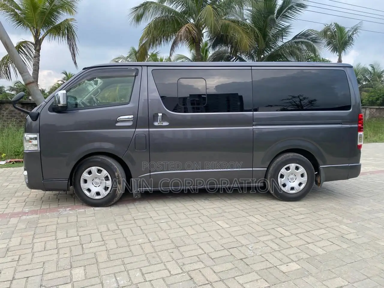 Toyota Hiace Super GL Push Start 2021