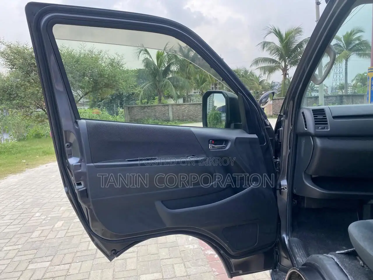 Toyota Hiace Super GL Push Start 2021
