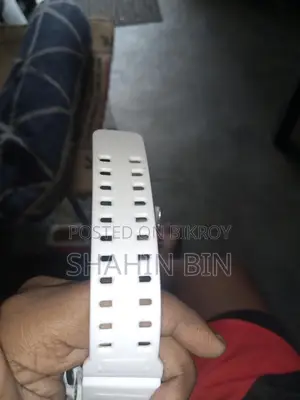 এই ঘড়িটি বিক্রয় করা হবে