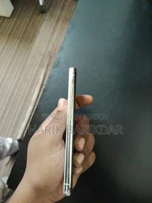 Apple iPhone X (Used)