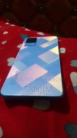 Vivo Y73 8/128 (Used)