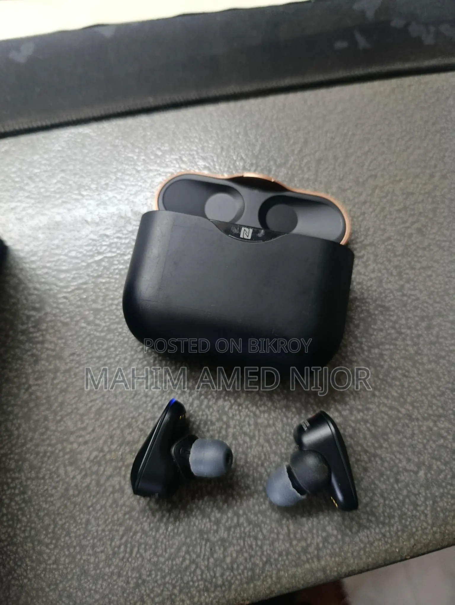 Soney WF-1000XM3 Bluetooth headphone!!!!