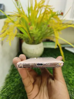 Samsung Galaxy S21 (Used)