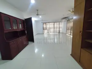 Baridhara Diplomatic Zone 3-Bed Semi-Furnished Apartment Rent