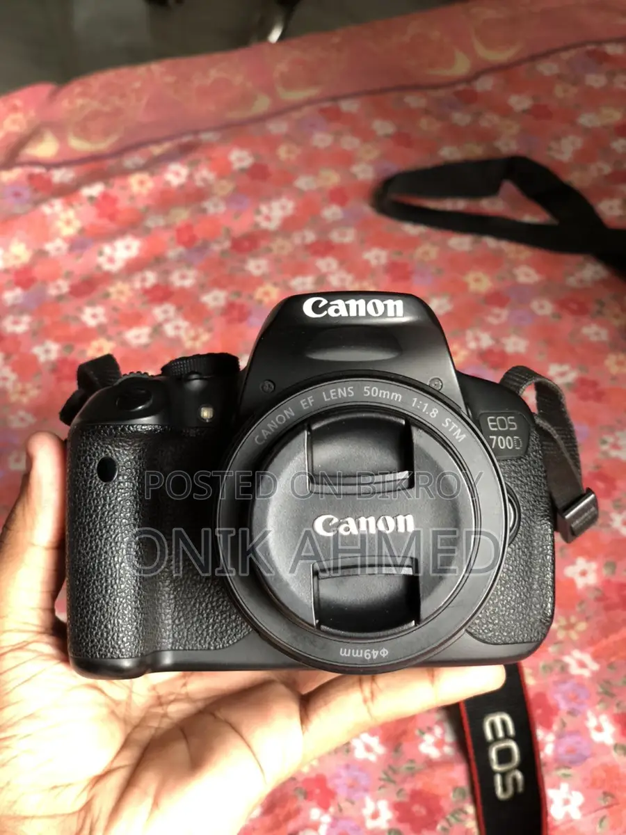 Canon 700d Lans 50mm 1.8 Stm বিক্রি করা হবে