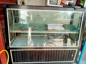 নাস্তা রাখার শোকেজ