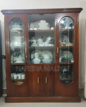 Wooden Showcase / Crockery Cabinet (with Glass Door)