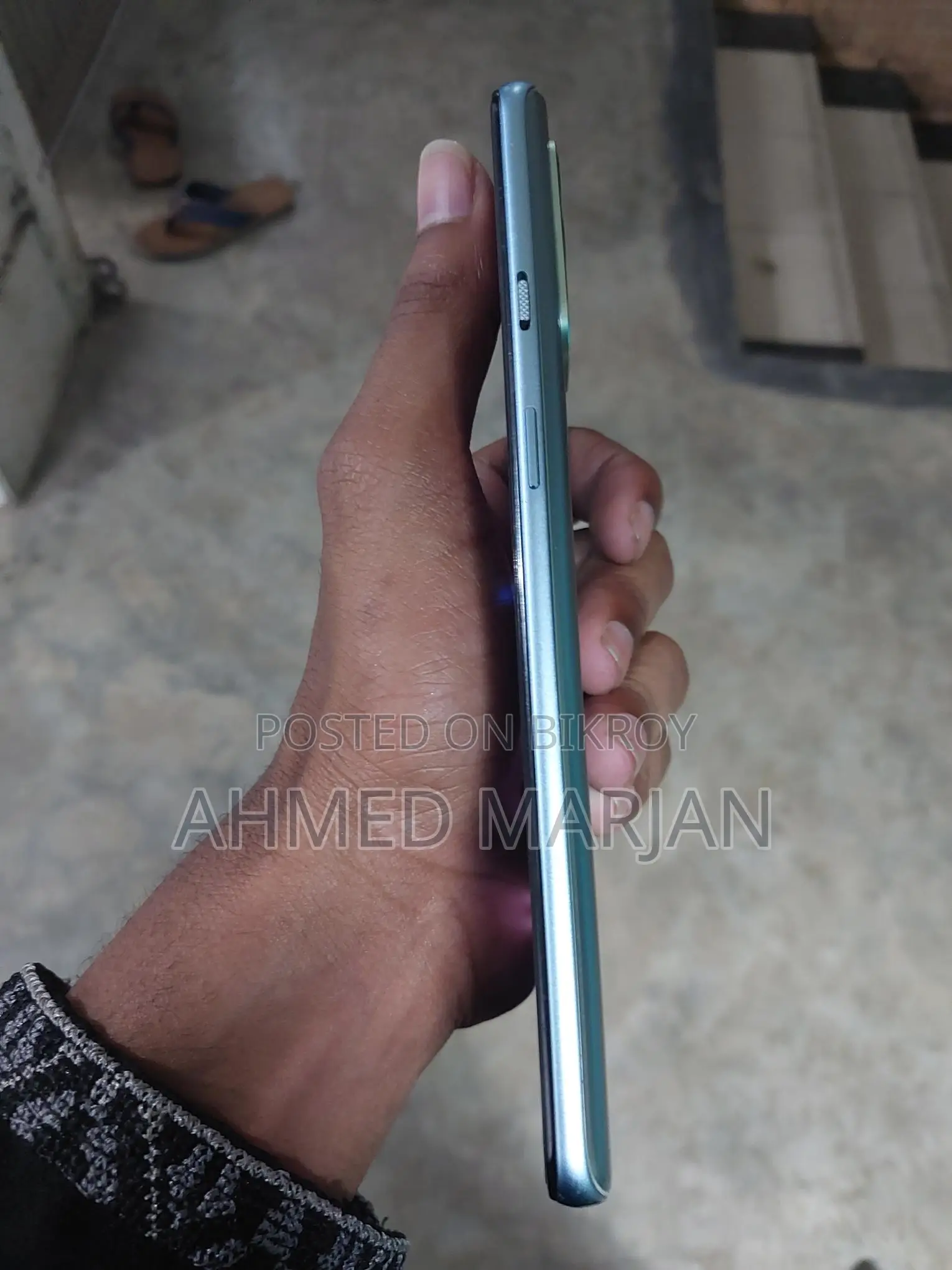 OnePlus 9R (Used)
