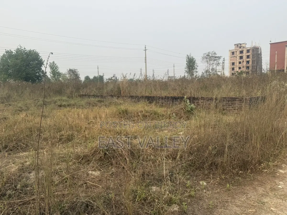 এন ব্লক কেন্দ্রীয় মসজিদের সামনে ৩ কাঠা জমি বিক্রয় হবে