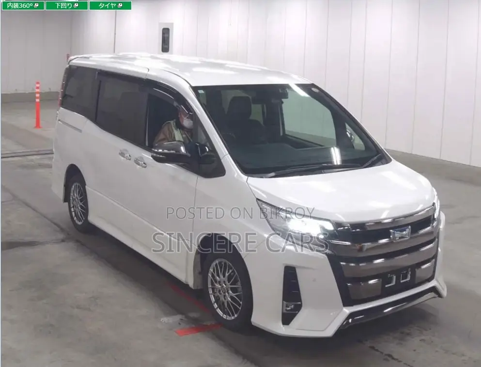 Toyota Noah SI WXB HYBRID 4.5 2021
