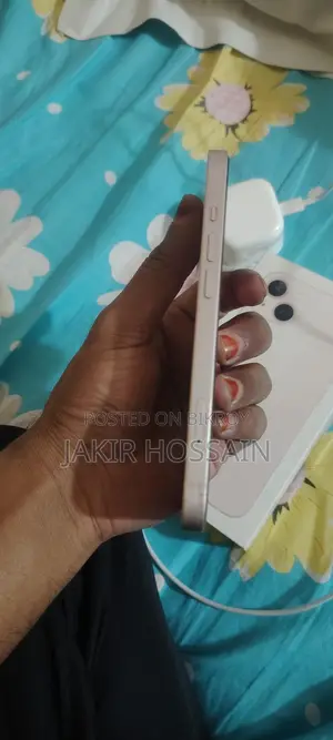 Apple iPhone 13 128GB (Used)