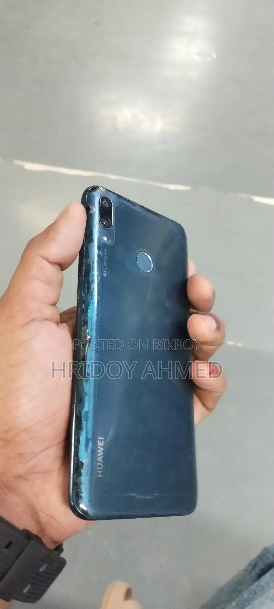 Huawei Y9 . (Used)