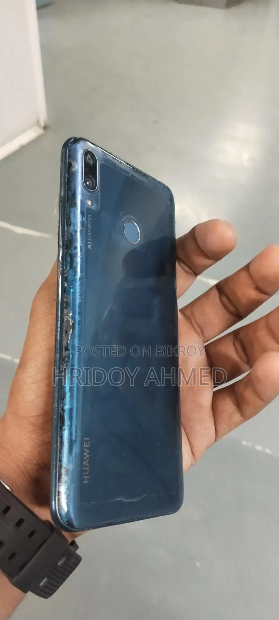Huawei Y9 . (Used)