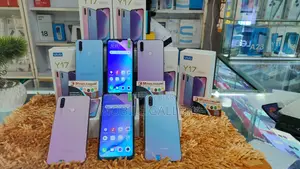 Vivo Y17 8+256 Full box (Brand New)