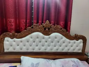 সেগুন কাঠের খাট