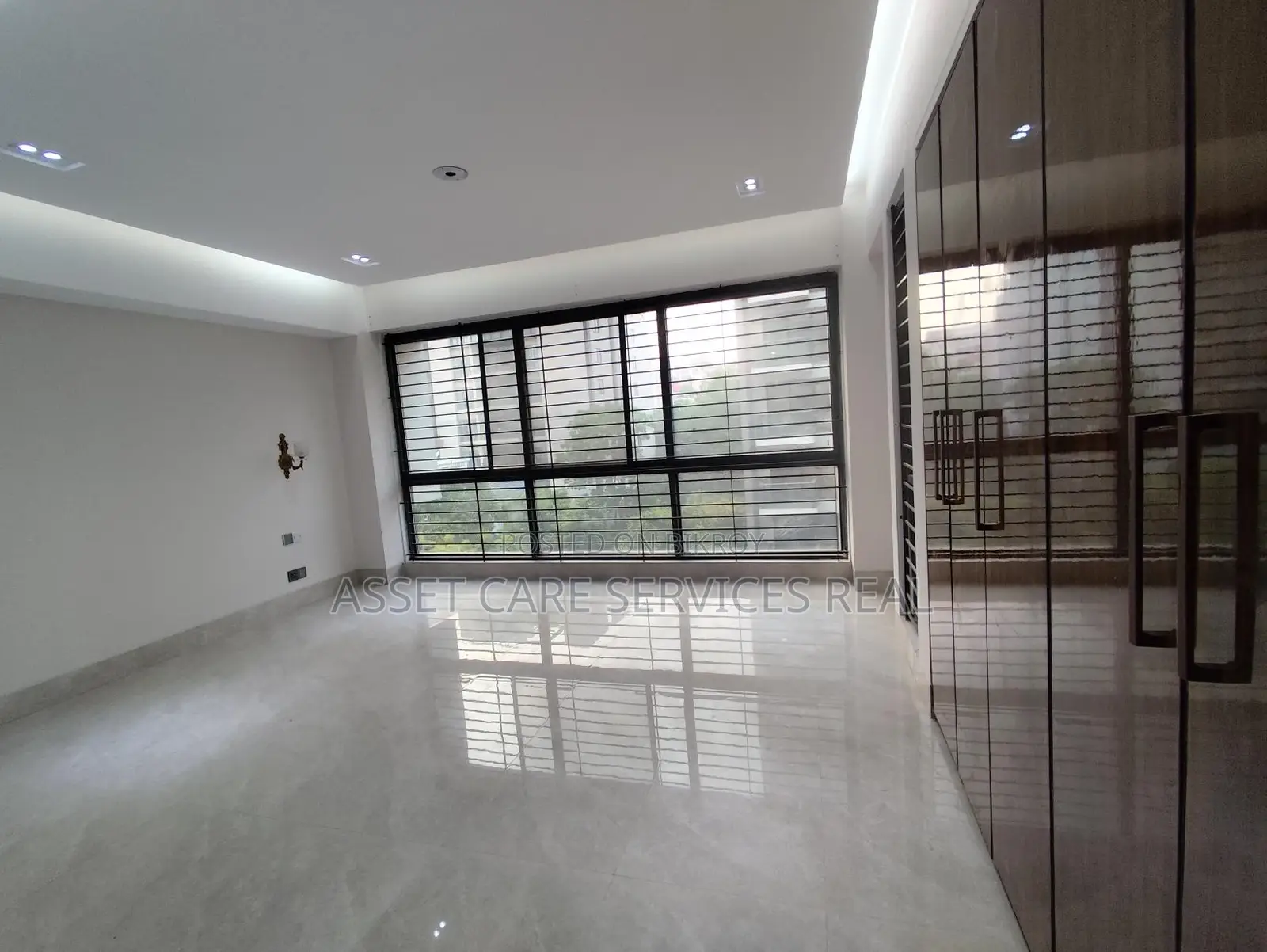 2950-Sqft Semi Furnished Office Space Rent In North Banani
