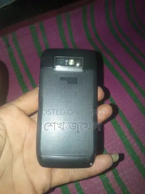 Nokia E71 . (Used)