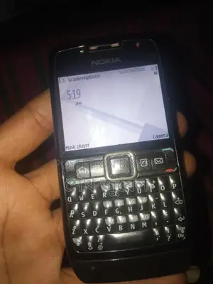 Nokia E71 . (Used)