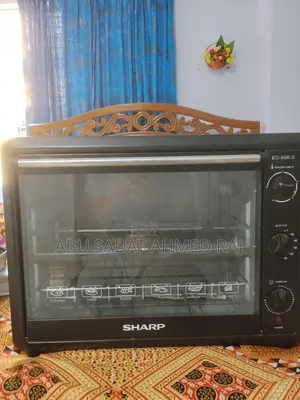 একটা শার্প ব্রান্ডের ওভেন