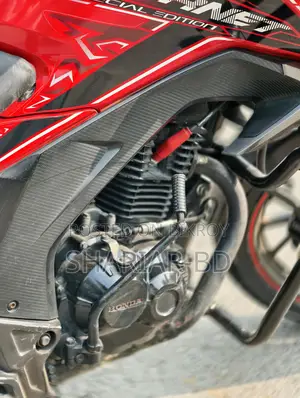 Honda Hornet 2018