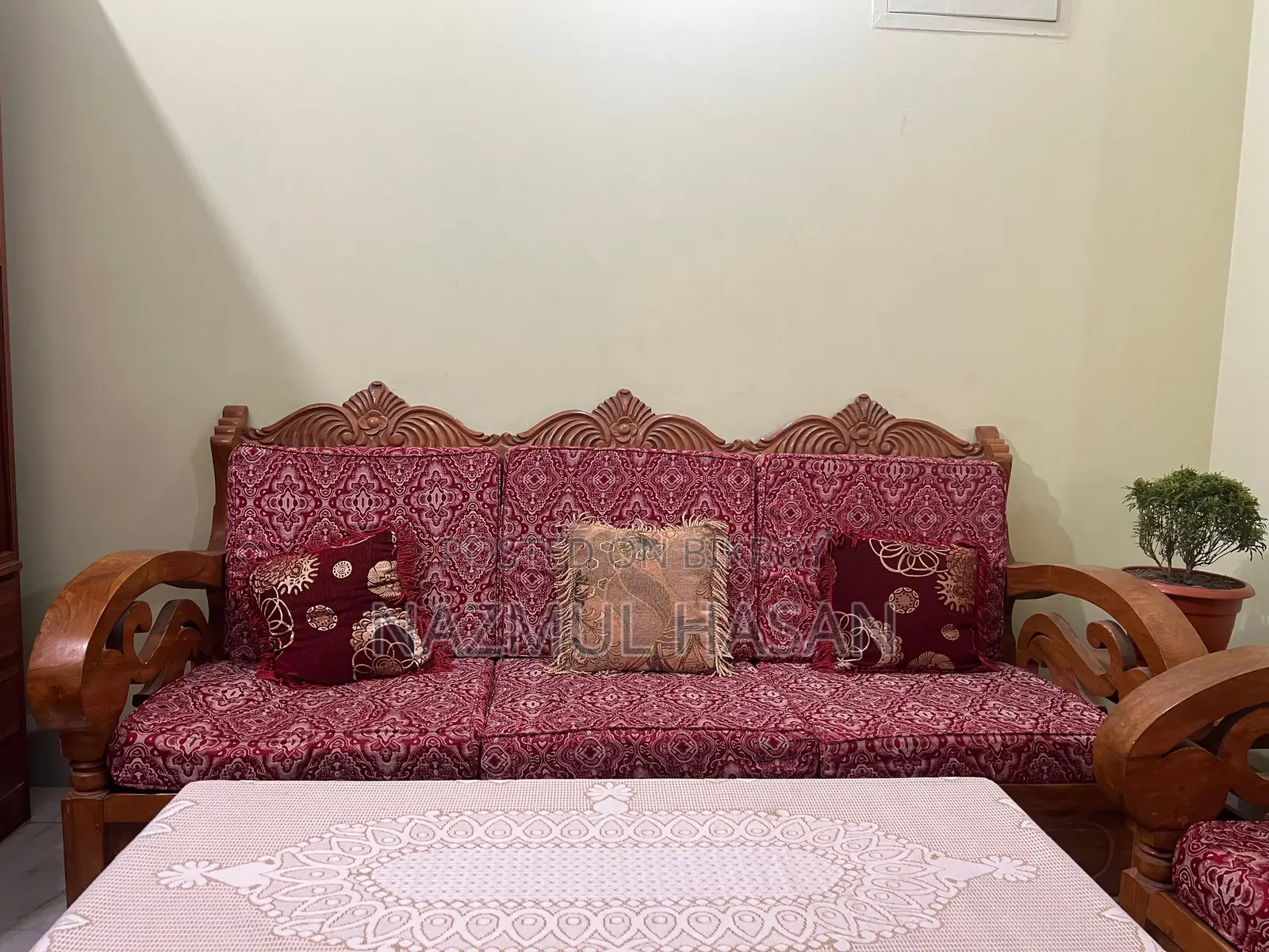 Used Original Shegun Wooden Sofa Set 3+1+1 With Tea Table