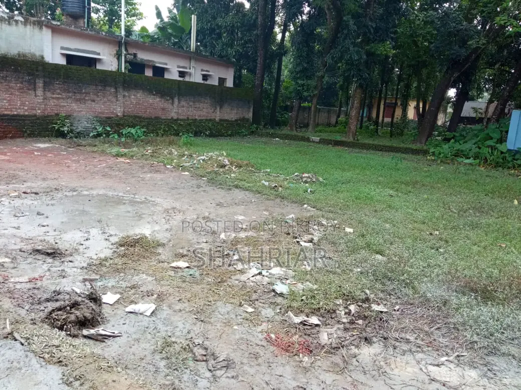 নূরপুরে ৫.৫ ডেসিমেল জমি বিক্রয়