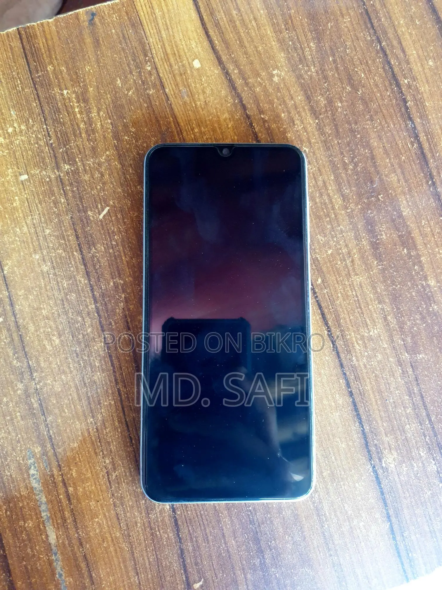 Samsung Galaxy A50 4-64 (Used)