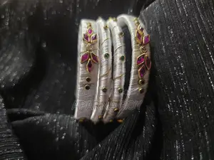 Bangles Churi