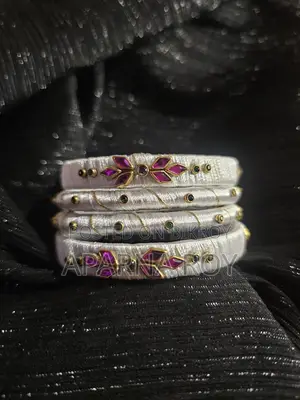 Bangles Churi