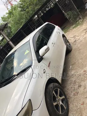 Toyota Fielder 2011