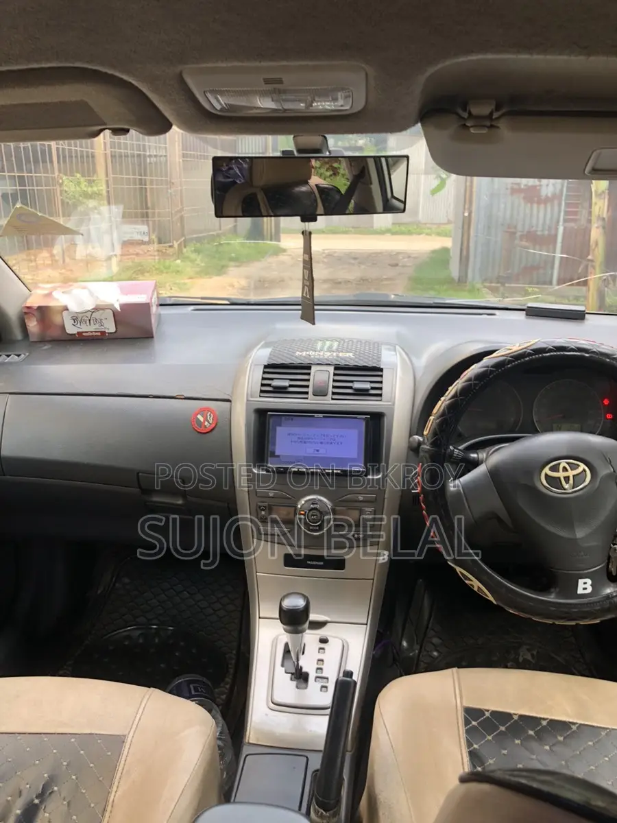 Toyota Fielder 2011