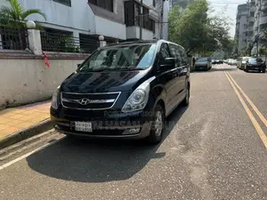 Hyundai H1 2014
