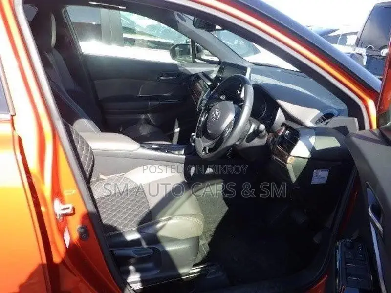 Toyota C-HR G Orange 2 Tone 2020