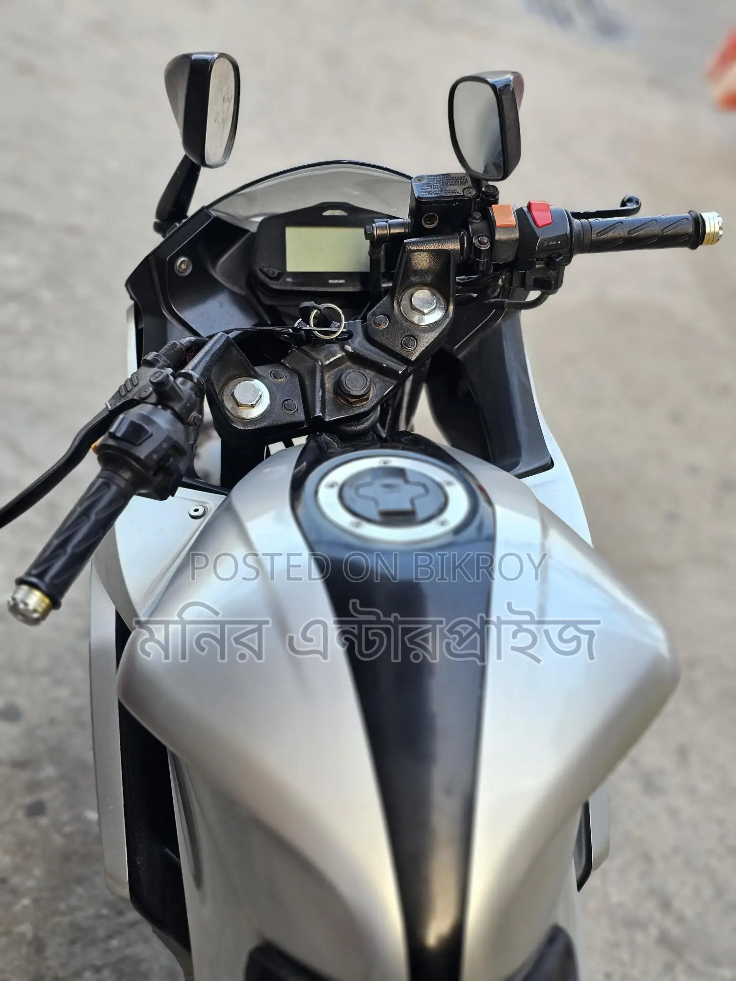 Suzuki Gixxer sf fi abs 2022