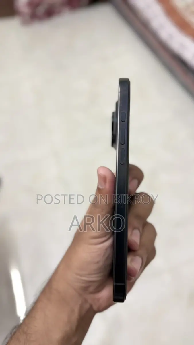 Apple iPhone 16 Pro Max (ব্যবহৃত)