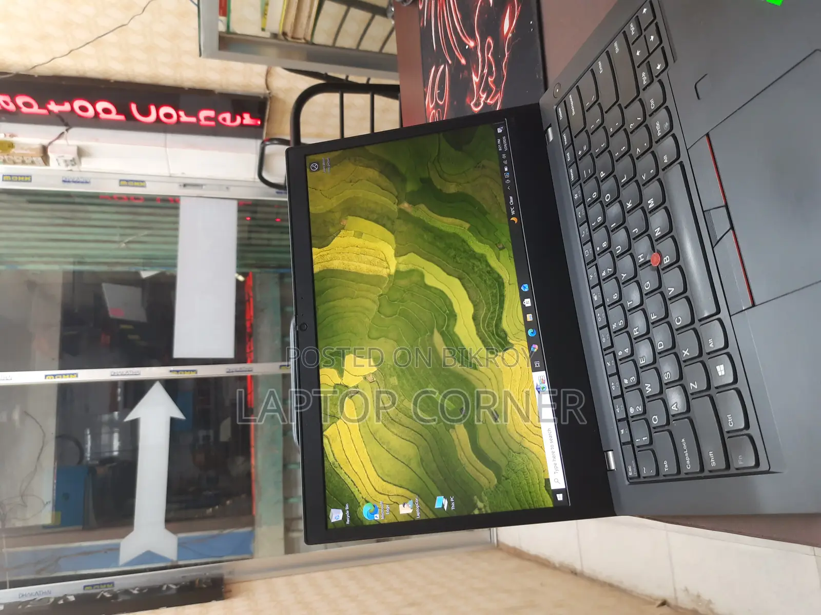 LENOVO 11th generation ThinkPad*BLACK COLOR* Processor 2.4GHz. 256/8GB**